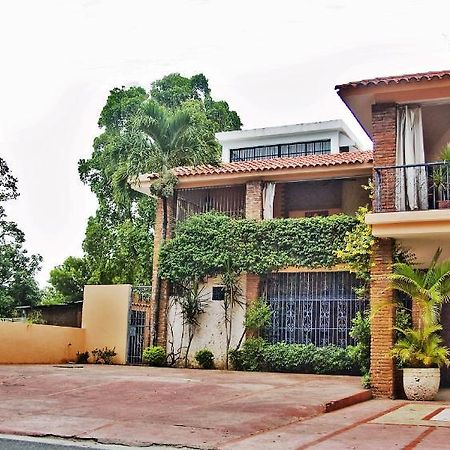 Carey House Hotel ซานโตโดมิงโก ภายนอก รูปภาพ