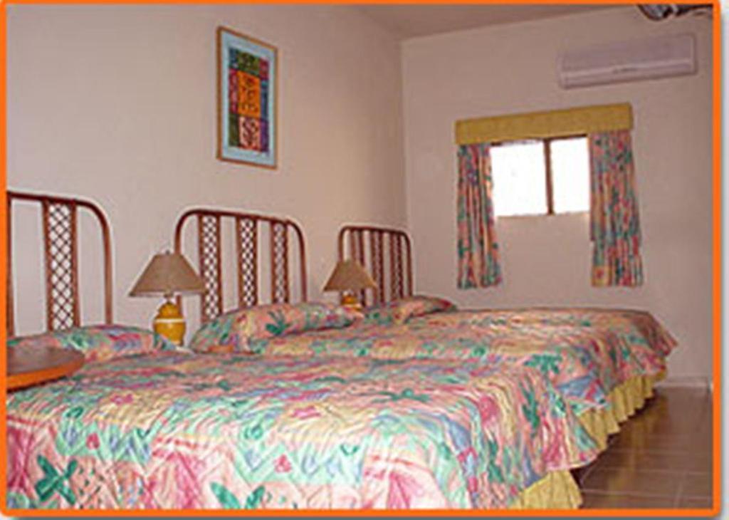 Carey House Hotel ซานโตโดมิงโก ภายนอก รูปภาพ